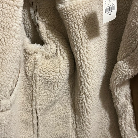 Bomber Jacket - Picture 3 of 6